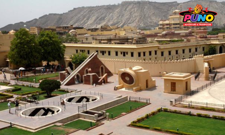 JantarMantar place
